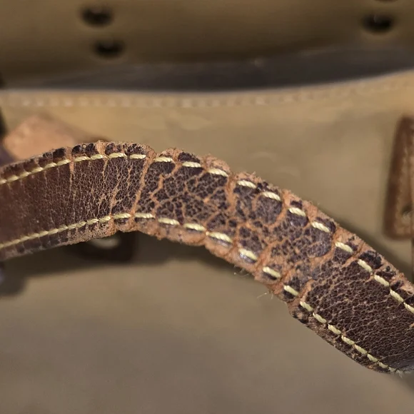 Louis Vuitton Monogram Vernis Handbag - Picture 15 of 16